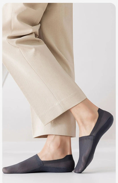 Ultra-Light Breathable Crew Socks