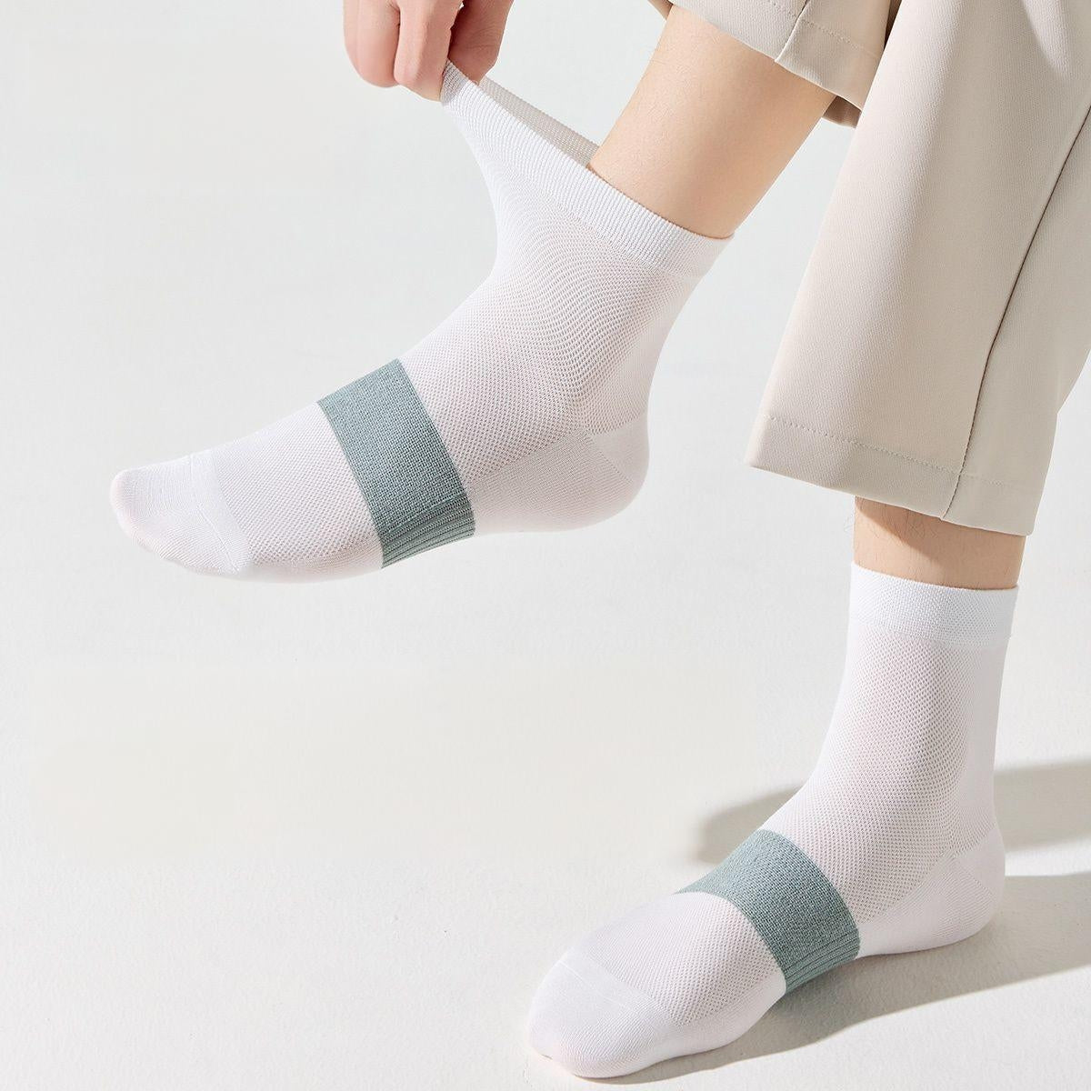 AirThread Ribbed Arch Socks